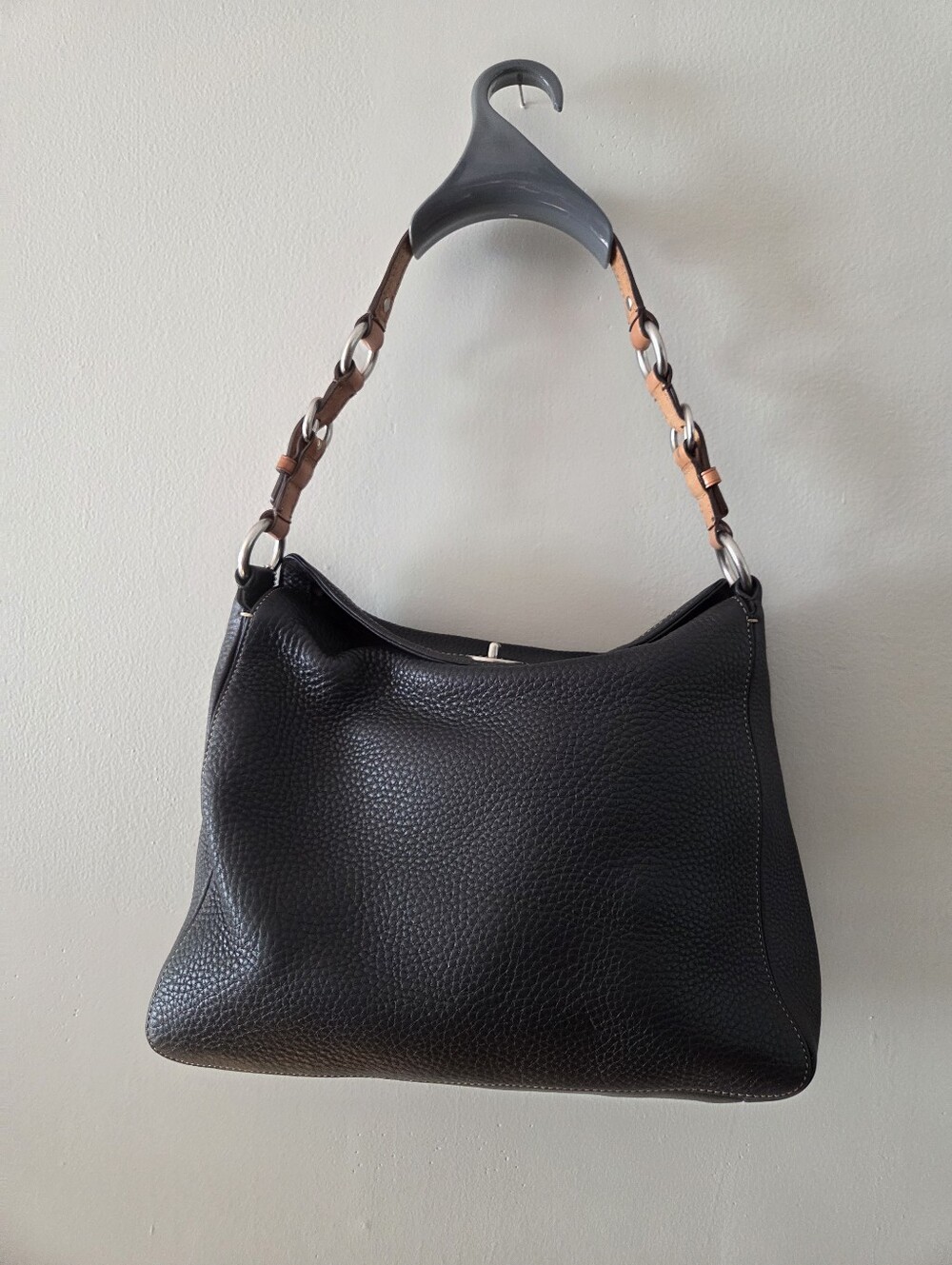 Coach 2006 Chelsea Pebbled Leather Shoulder Bag  (10132) - Picture 11 of 12